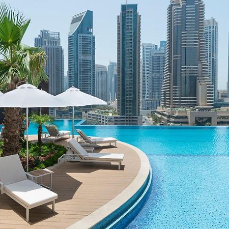 Jumeirah Living Marina Gate Dubai Exterior foto The swimming pool at the Address Downtown